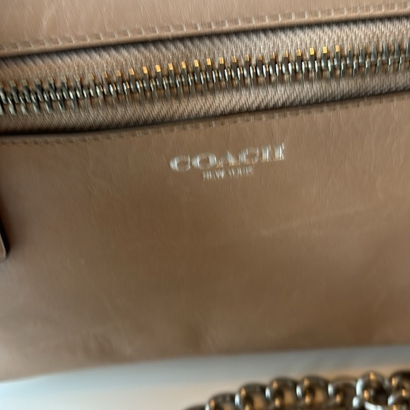 Coach | Light Khaki Leather Flight Bag #F25362 - Picture 5 of 11